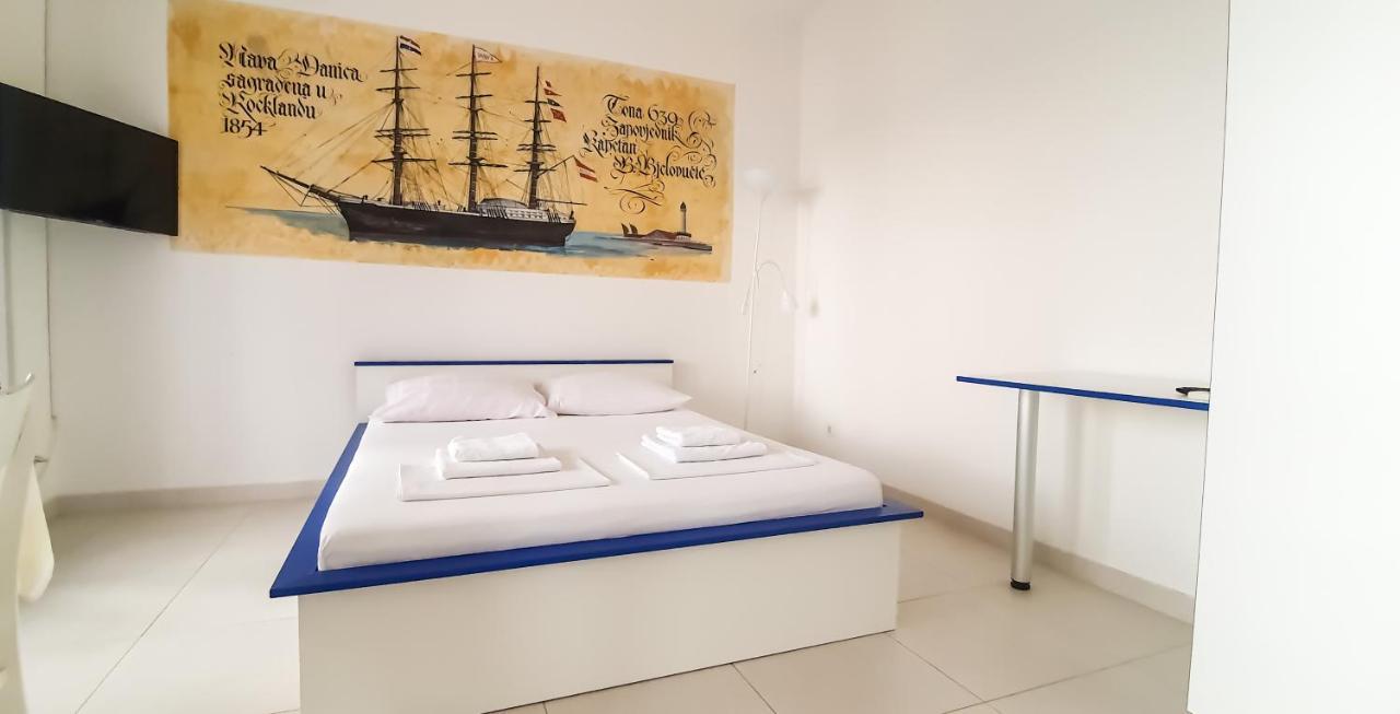 Apartment Buco Starigrad Paklenica Eksteriør bilde