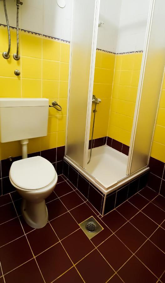 Apartment Buco Starigrad Paklenica Eksteriør bilde