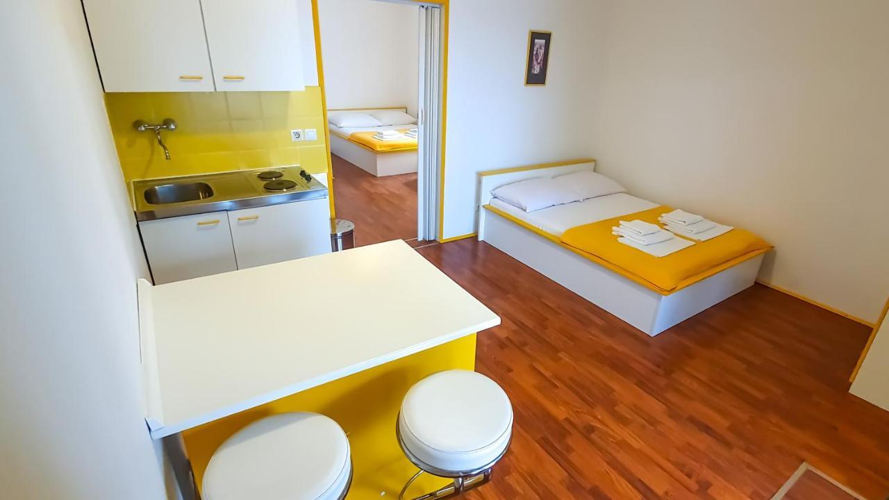 Apartment Buco Starigrad Paklenica Eksteriør bilde
