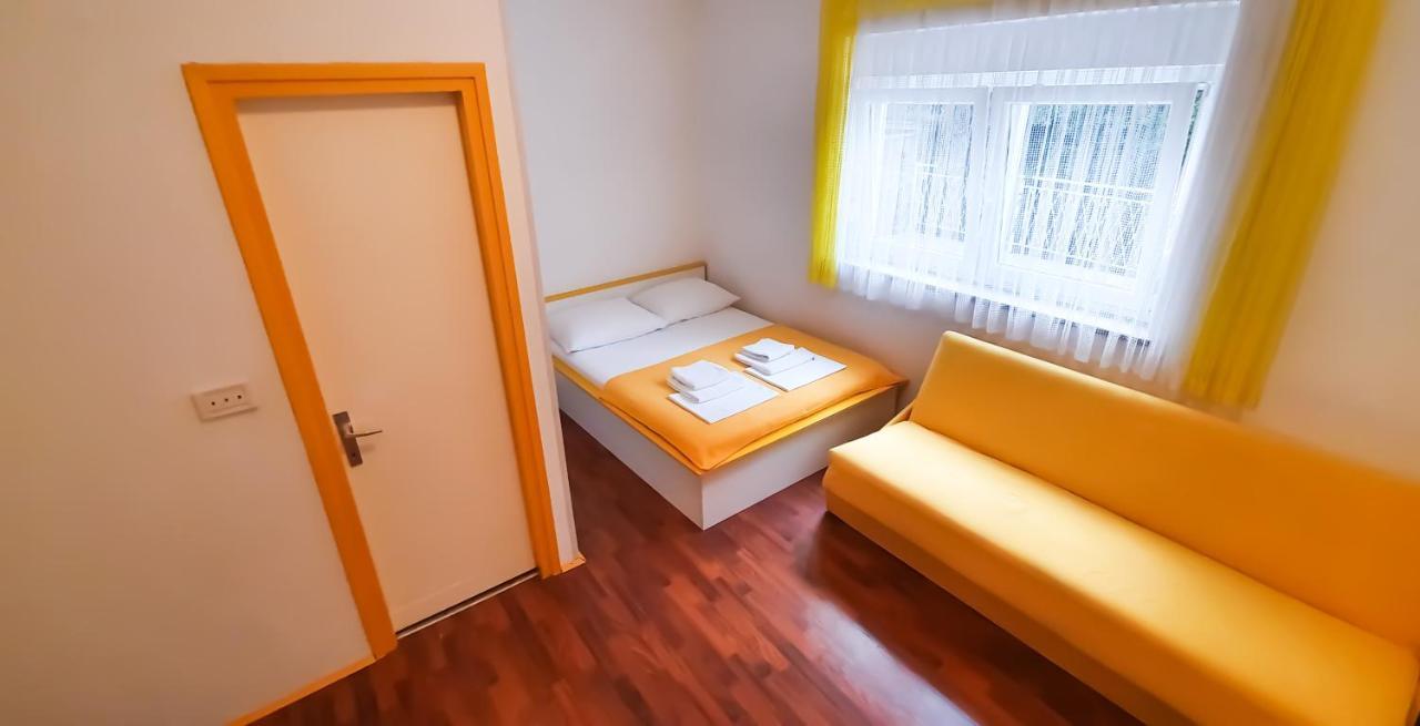 Apartment Buco Starigrad Paklenica Eksteriør bilde