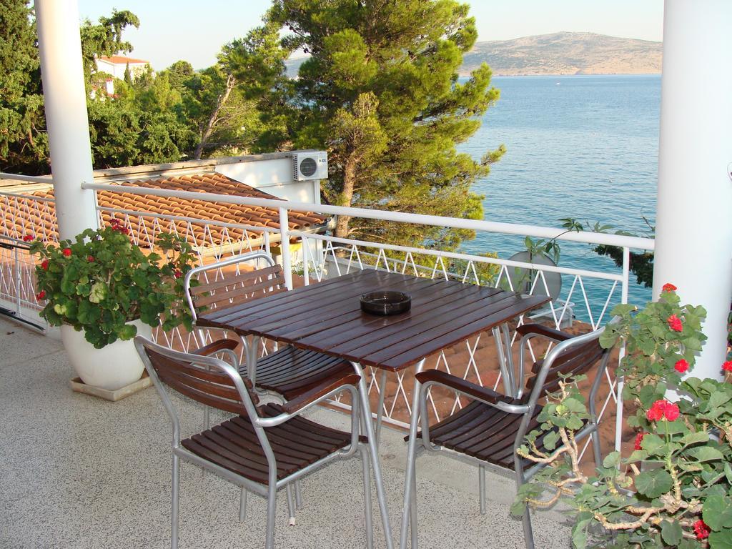 Apartment Buco Starigrad Paklenica Rom bilde